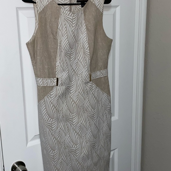 Dana Buchman Dress - Picture 6 of 8